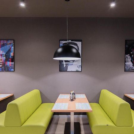Hotel Urban Baia Mare Ngoại thất bức ảnh
