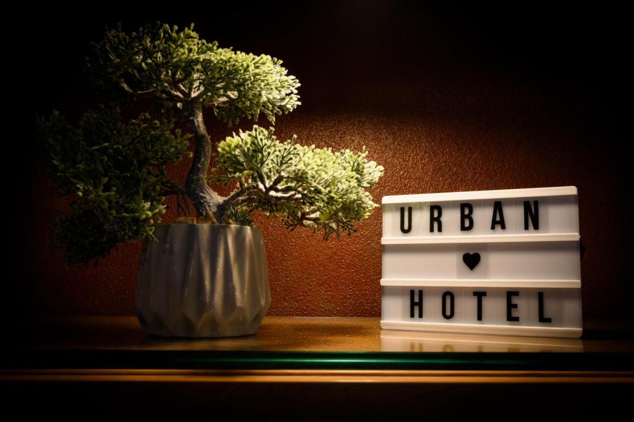Hotel Urban Baia Mare Ngoại thất bức ảnh