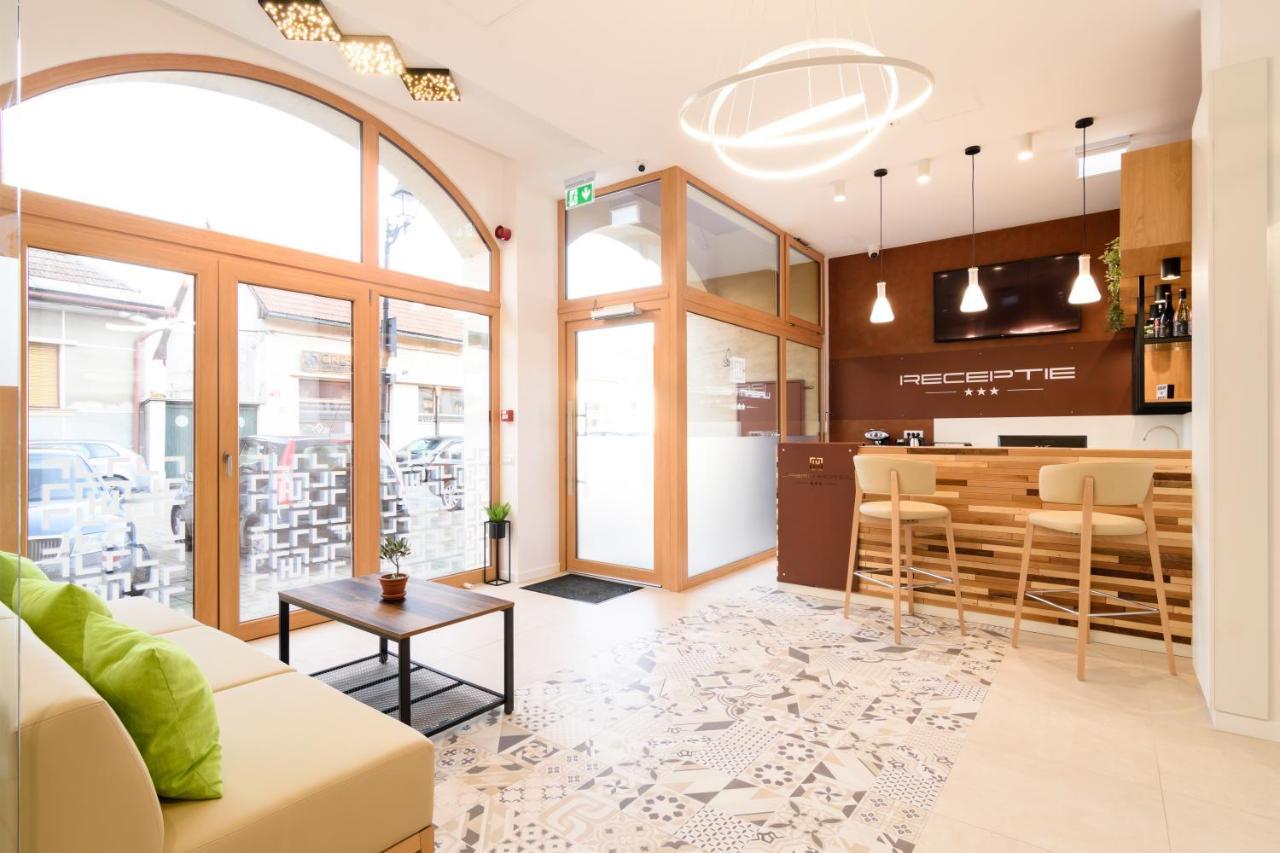 Hotel Urban Baia Mare Ngoại thất bức ảnh