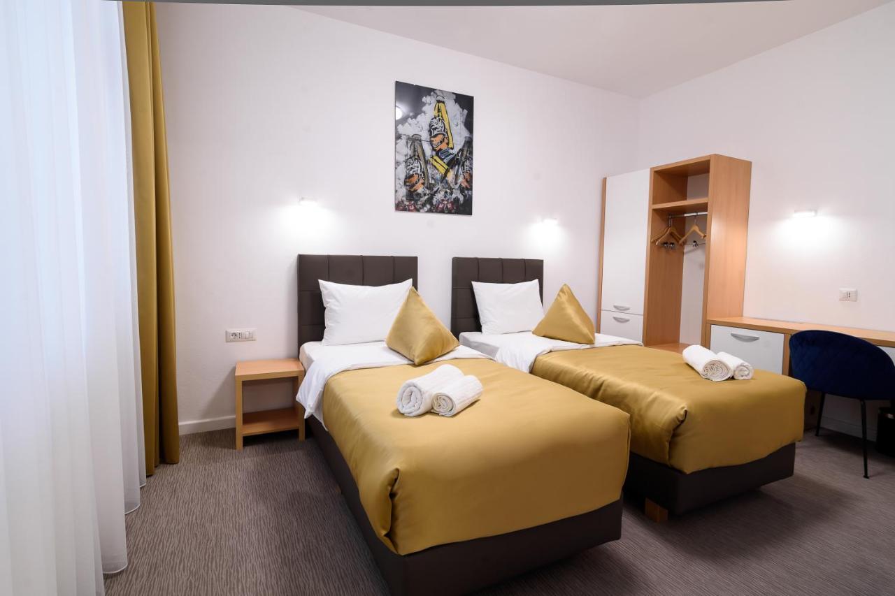 Hotel Urban Baia Mare Ngoại thất bức ảnh