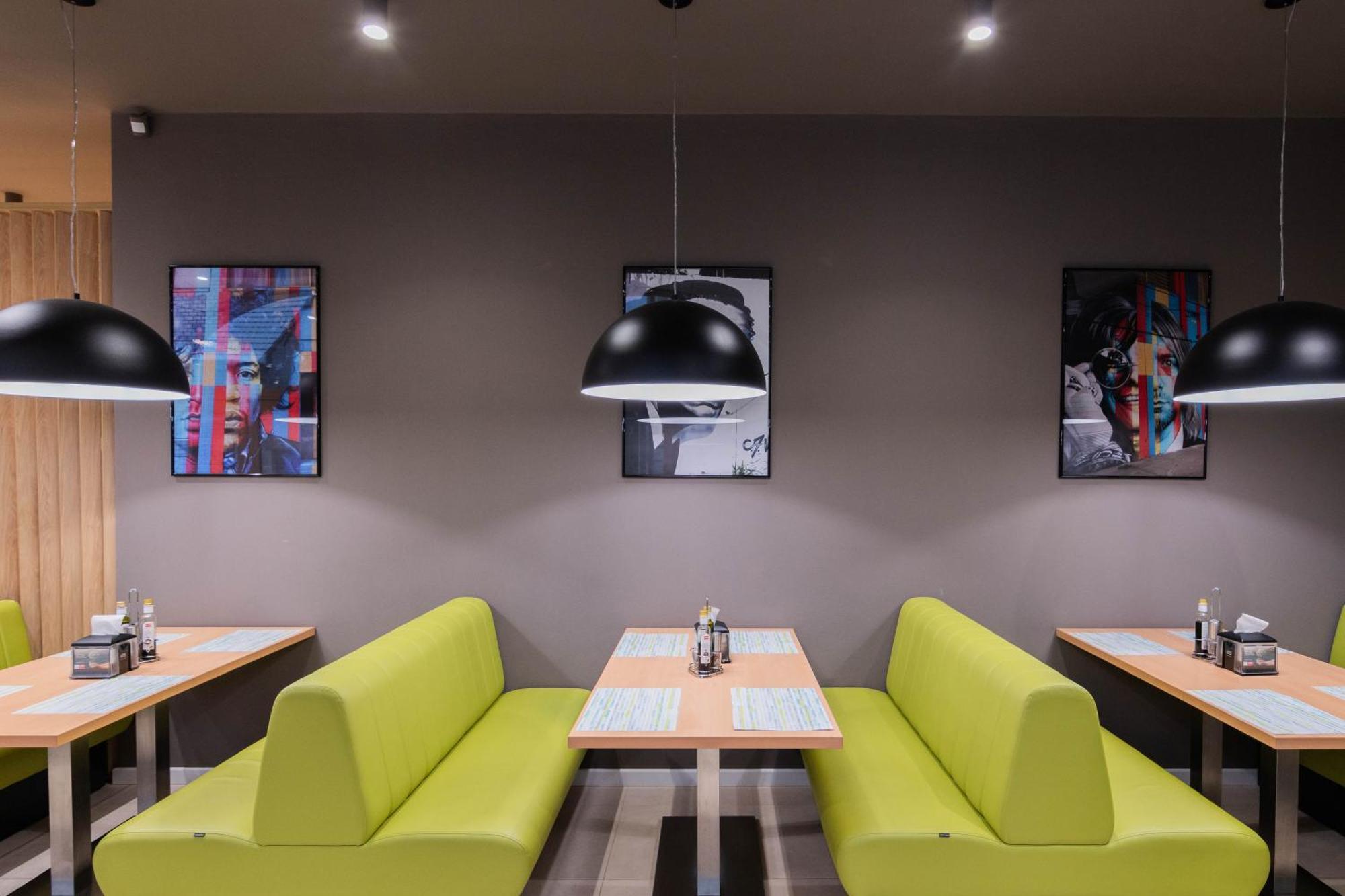 Hotel Urban Baia Mare Ngoại thất bức ảnh