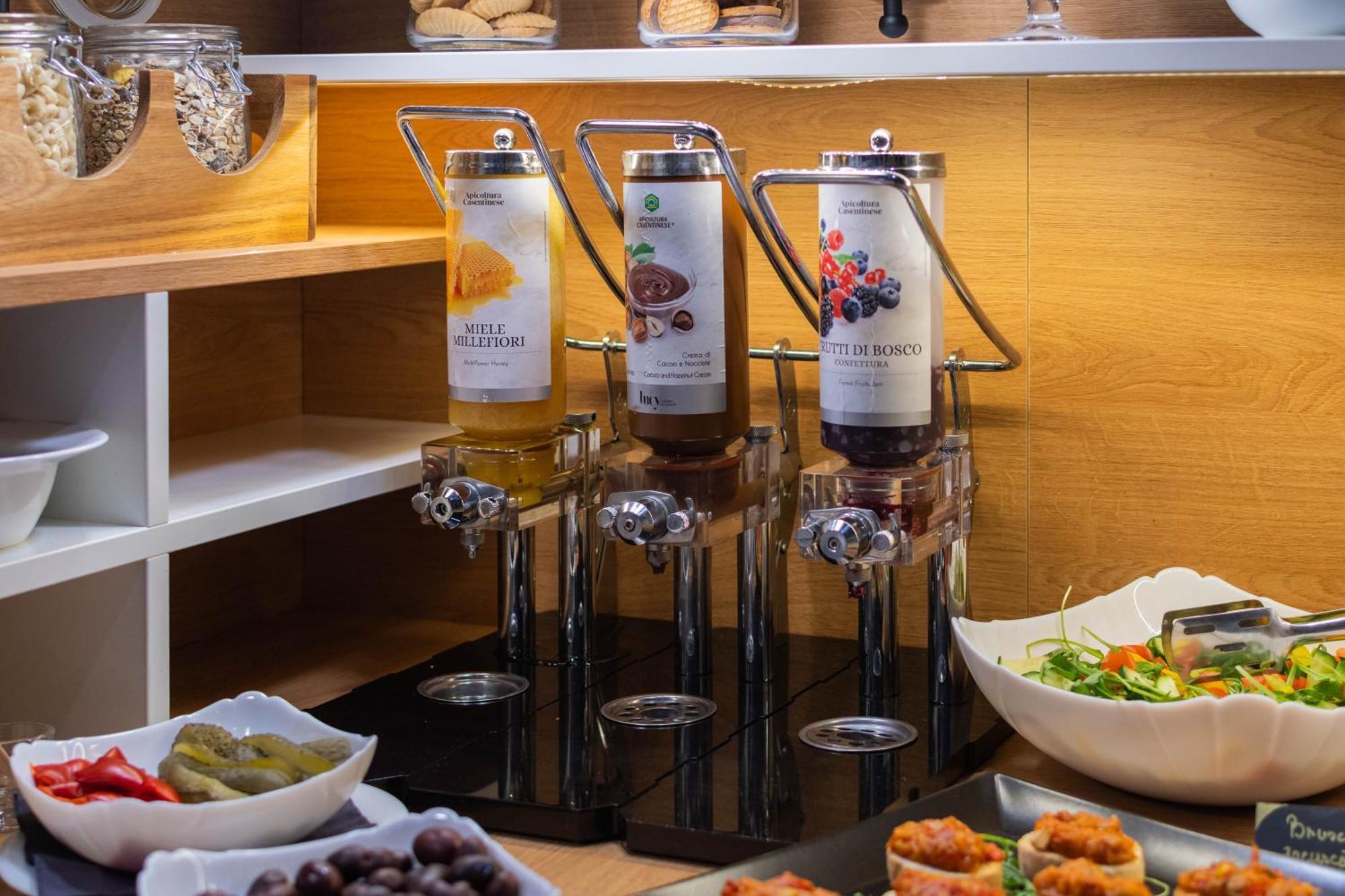 Hotel Urban Baia Mare Ngoại thất bức ảnh