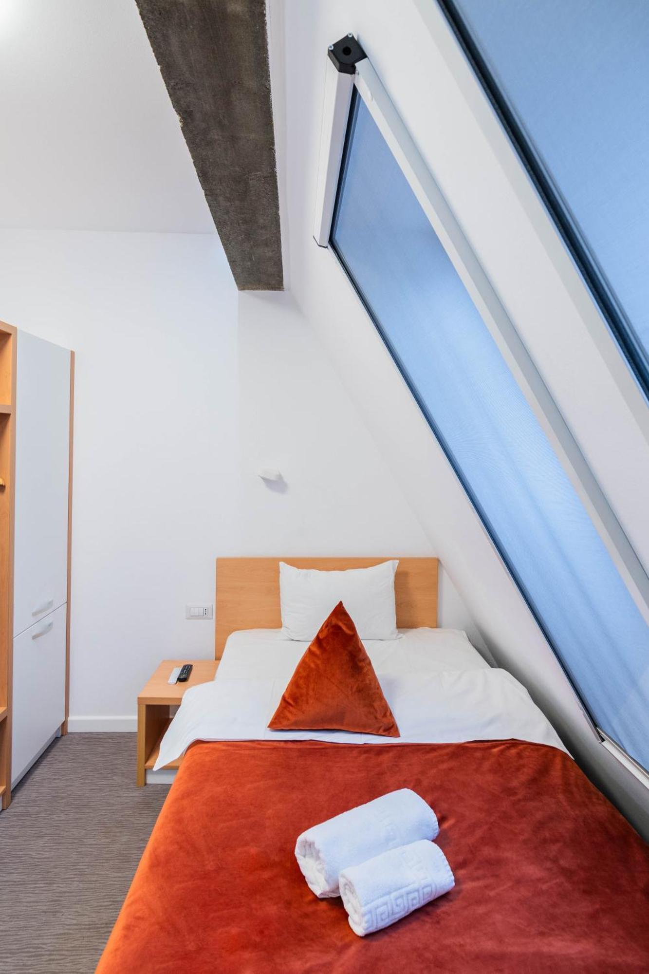 Hotel Urban Baia Mare Ngoại thất bức ảnh